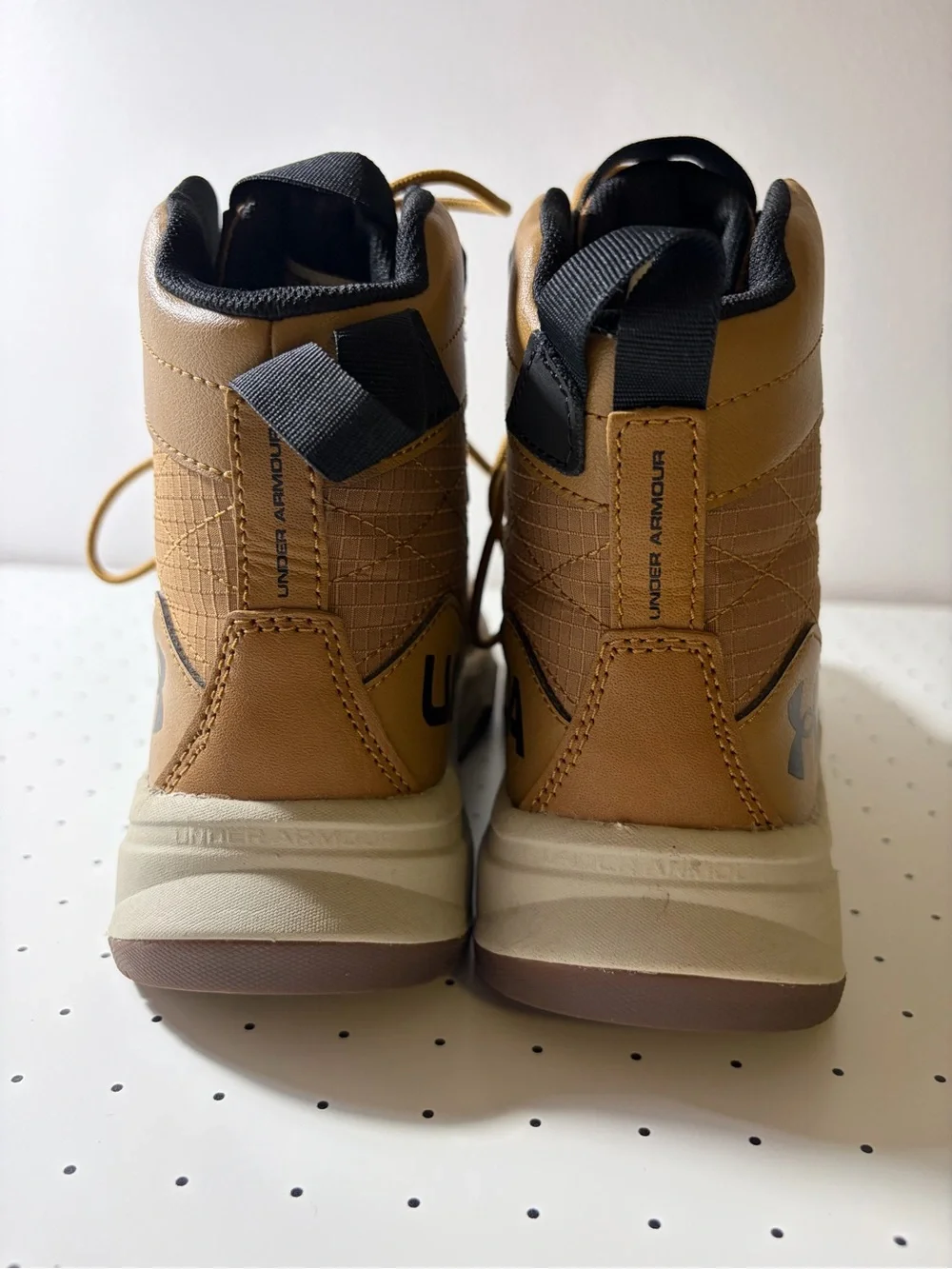 Under Armour Kids' Brown Lace-Up Outdoor Boots